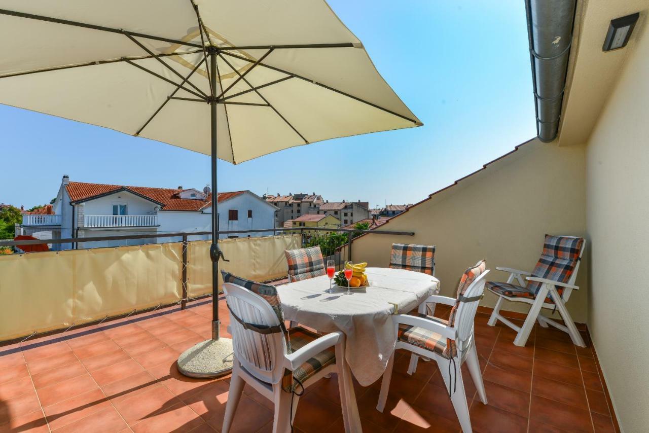 Apartment Lily Zadar Exterior foto